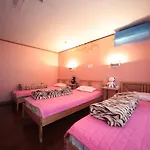 Comeinn Guesthouse Hongdae - Female Only