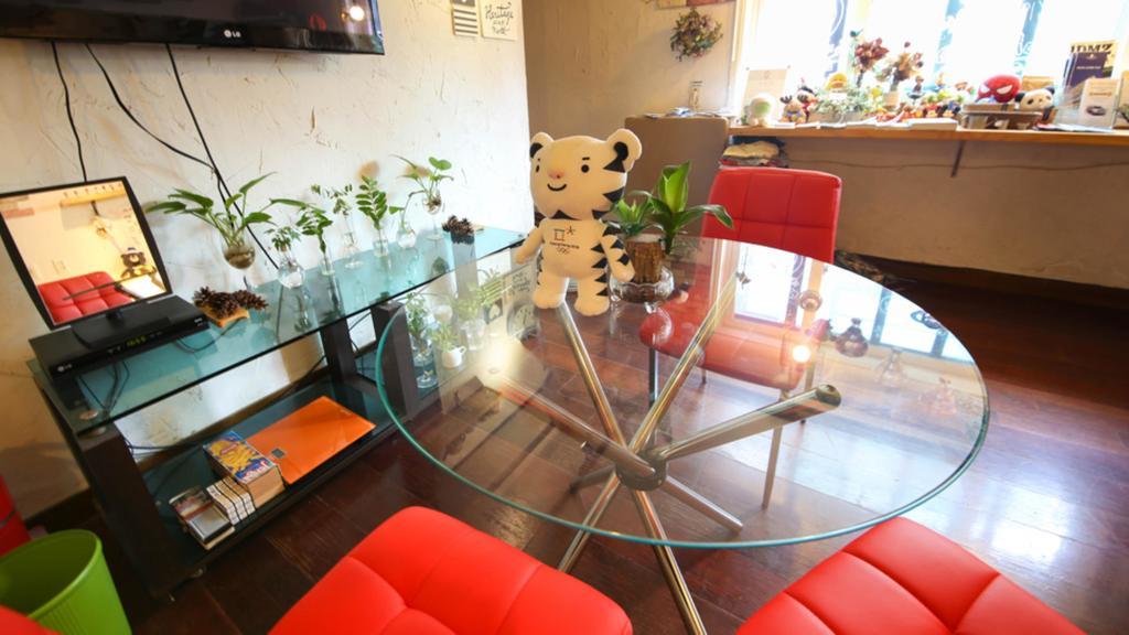 Comeinn Hongdae - Female Only * Seoul