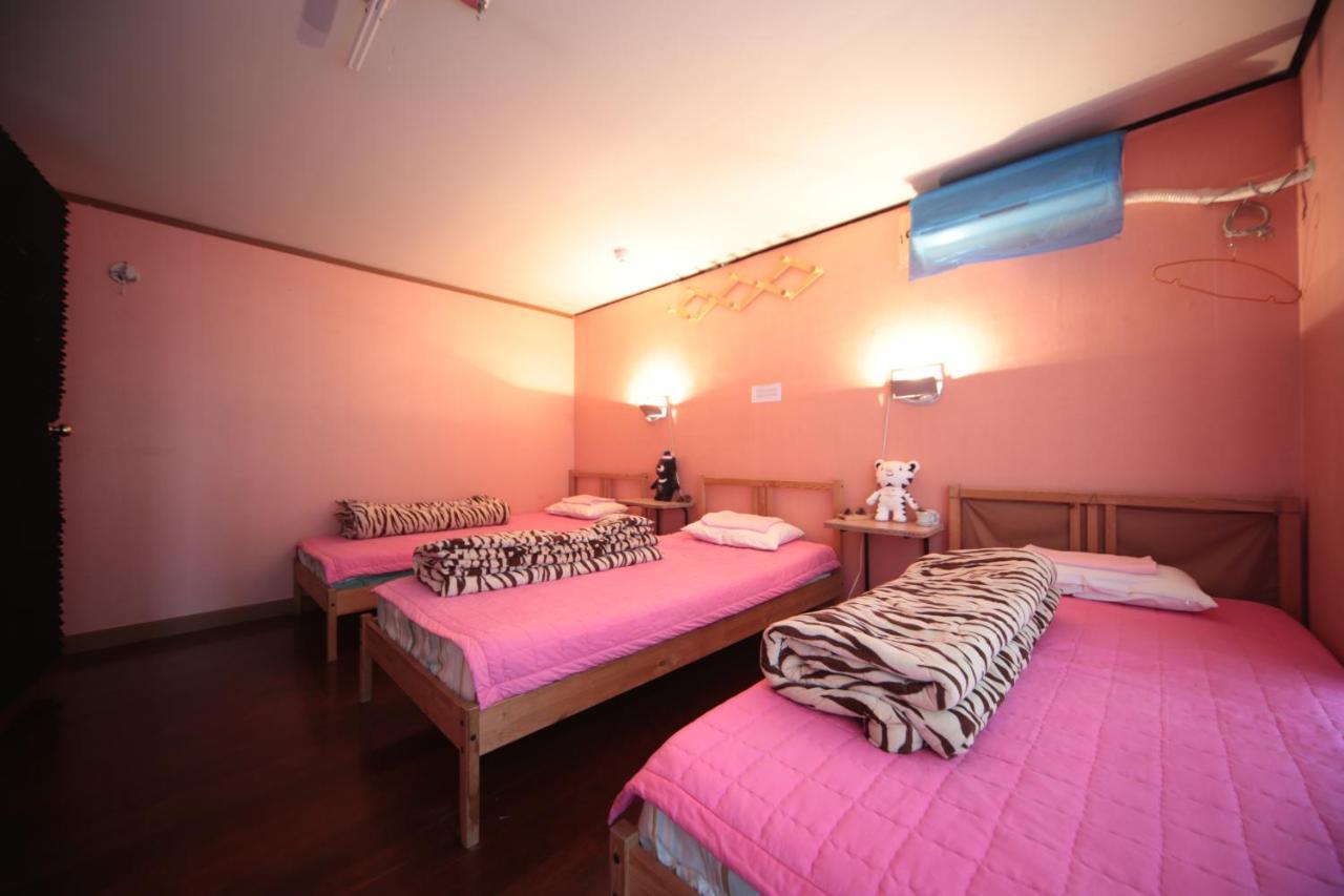 Hostel Comeinn Hongdae - Female Only Seoul