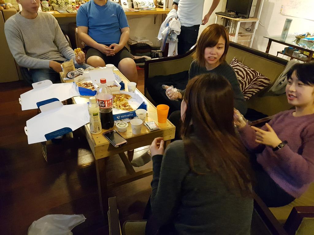 Comeinn Hongdae - Female Only *